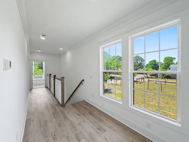 1906 Gumwood Boulevard, North Charleston, SC 29406