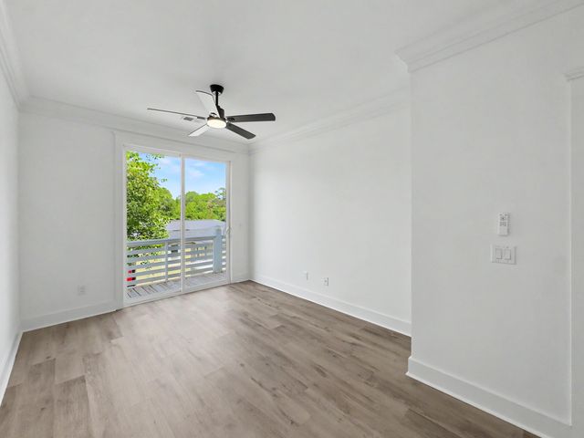 1906 Gumwood Boulevard, North Charleston, SC 29406