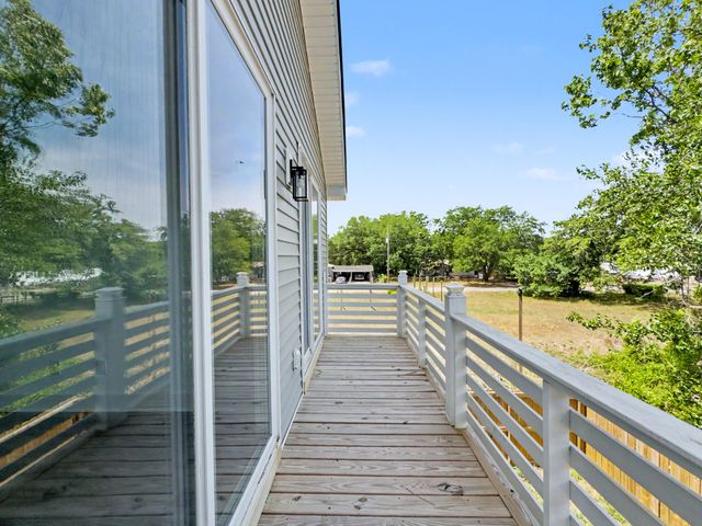 1906 Gumwood Boulevard, North Charleston, SC 29406