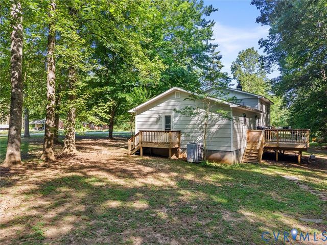 2305 Mosby Rd, Powhatan, VA 23139