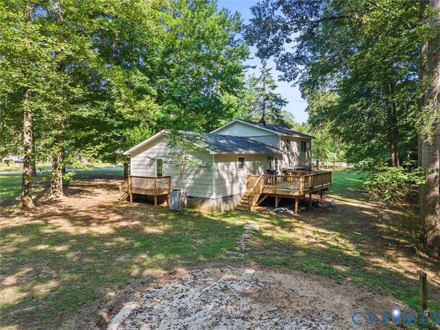 2305 Mosby Rd, Powhatan, VA 23139