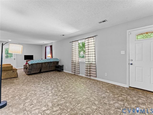 2305 Mosby Rd, Powhatan, VA 23139