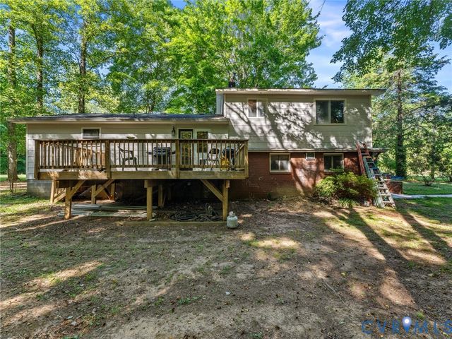 2305 Mosby Rd, Powhatan, VA 23139
