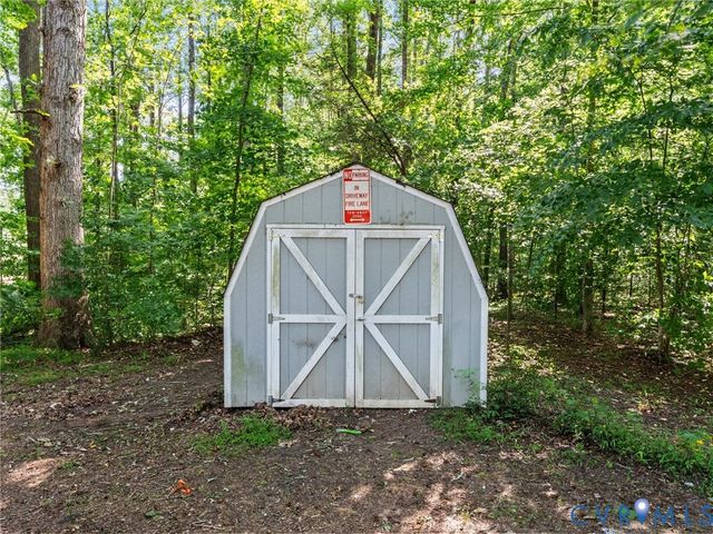 2305 Mosby Rd, Powhatan, VA 23139