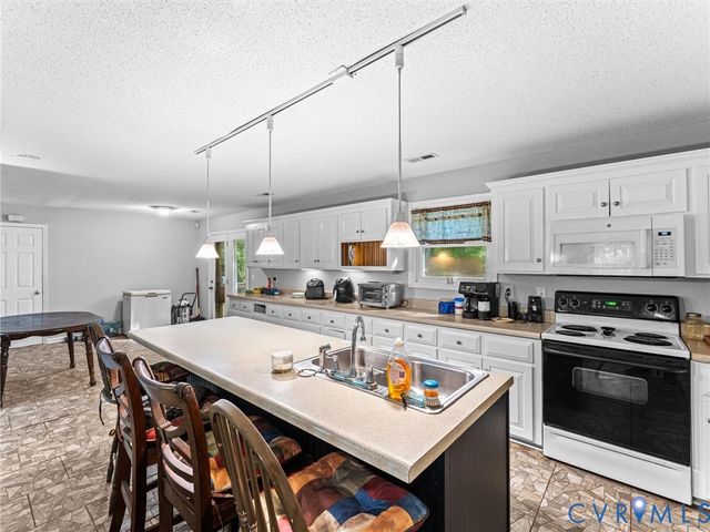 2305 Mosby Rd, Powhatan, VA 23139