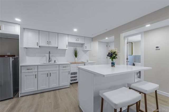 2 Polo Street, Dix Hills, NY 11746