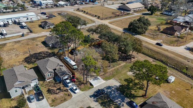 TBD Avenue G, Dickinson, TX 77532