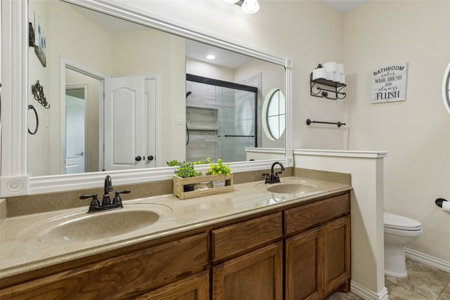 107 Blue Ribbon Trail, Weatherford, TX 76087