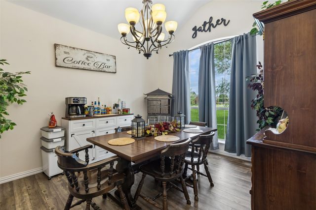 107 Blue Ribbon Trail, Weatherford, TX 76087