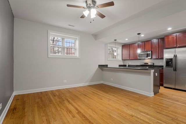 7359 N Ashland Boulevard G, Chicago, IL 60626