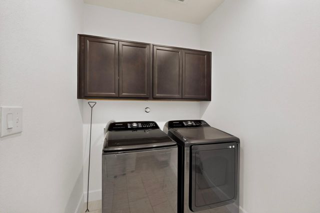 3307 Icarian Court NE, Rio Rancho, NM 87144