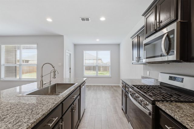 8300 Twisted Pine Way, Fort Worth, TX 76131