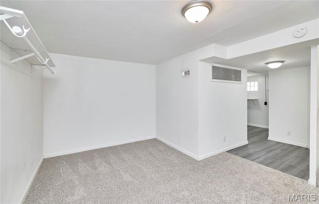 17 Ridgemoor Drive, Fenton, MO 63026