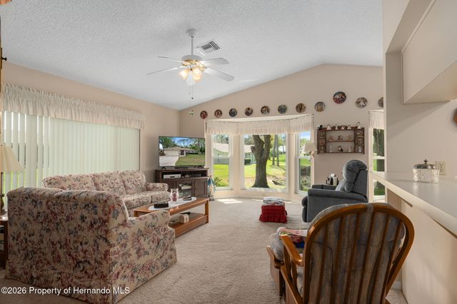 7182 Big Bend Drive, Spring Hill, FL 34606