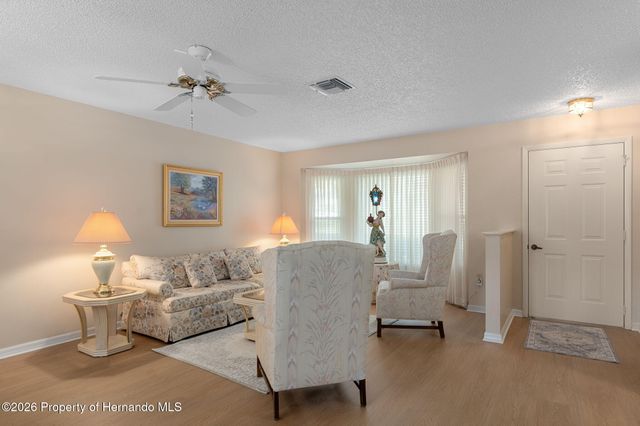 7182 Big Bend Drive, Spring Hill, FL 34606