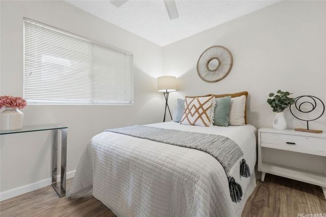 1090 Ala Napunani Street 410, Honolulu, HI 96818