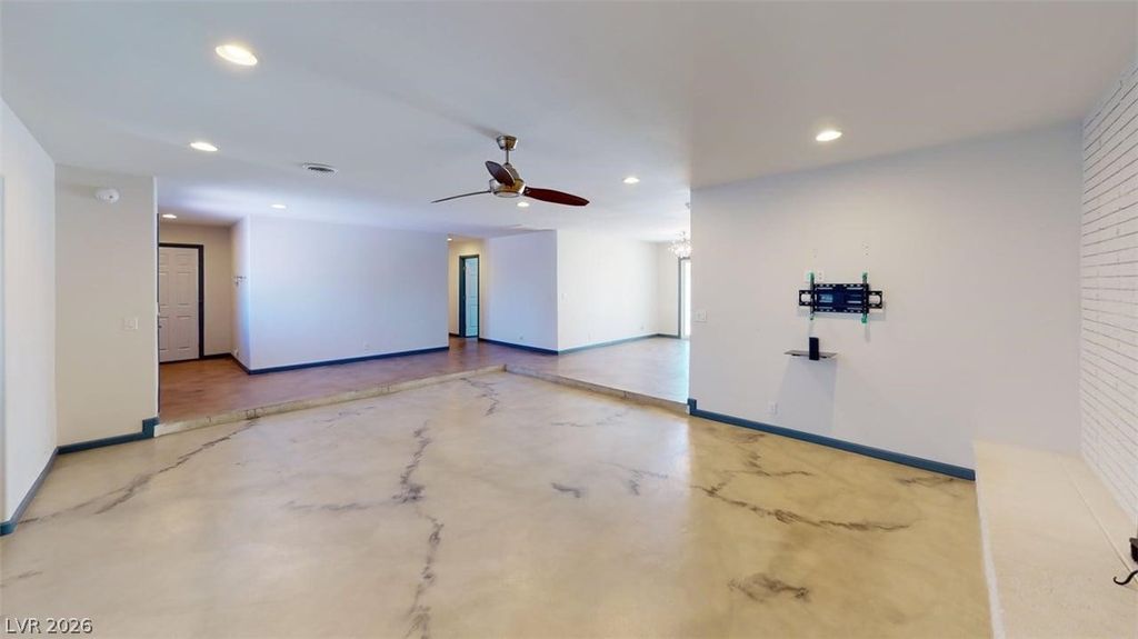 1518 Golden Arrow Drive, Las Vegas, NV 89169 — photo 3