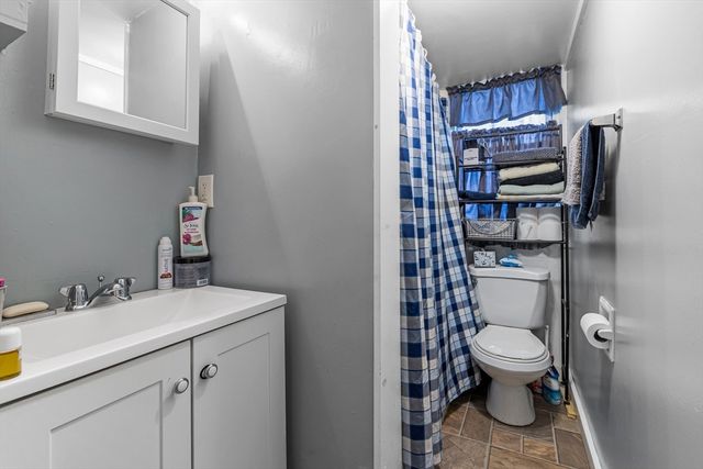 88 Linden St, New Bedford, MA 02740