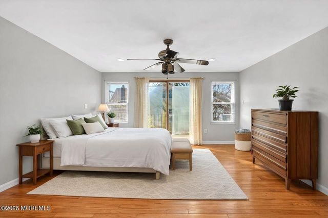28 WILLOW ST, Bayonne, NJ 07002