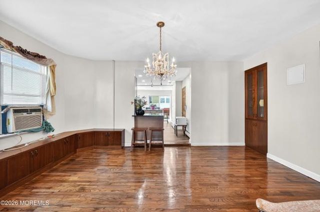 28 WILLOW ST, Bayonne, NJ 07002