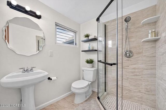28 WILLOW ST, Bayonne, NJ 07002