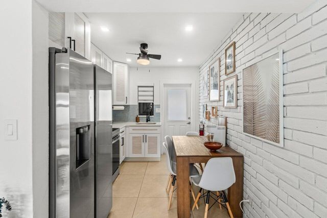 217 NE 11th Street, Delray Beach, FL 33444