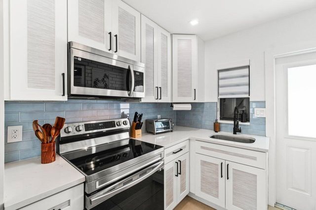 217 NE 11th Street, Delray Beach, FL 33444