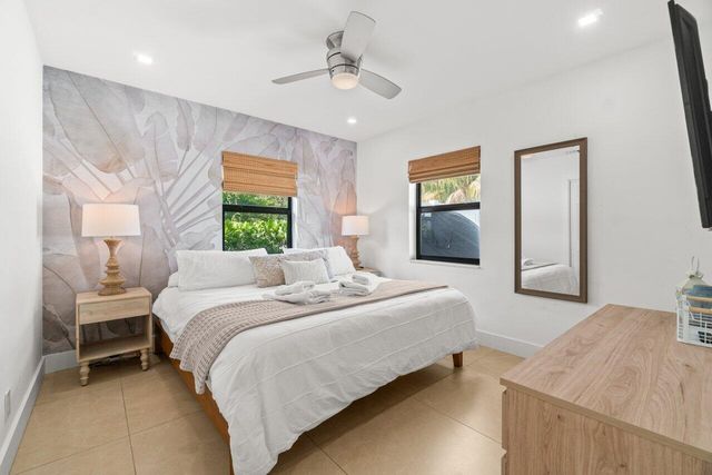 217 NE 11th Street, Delray Beach, FL 33444