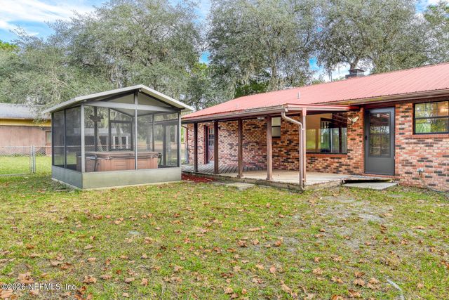 751 N HIGHWAY 17, Palatka, FL 32177