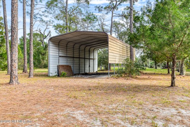751 N HIGHWAY 17, Palatka, FL 32177