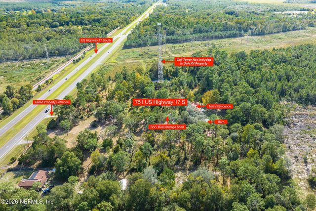 751 N HIGHWAY 17, Palatka, FL 32177