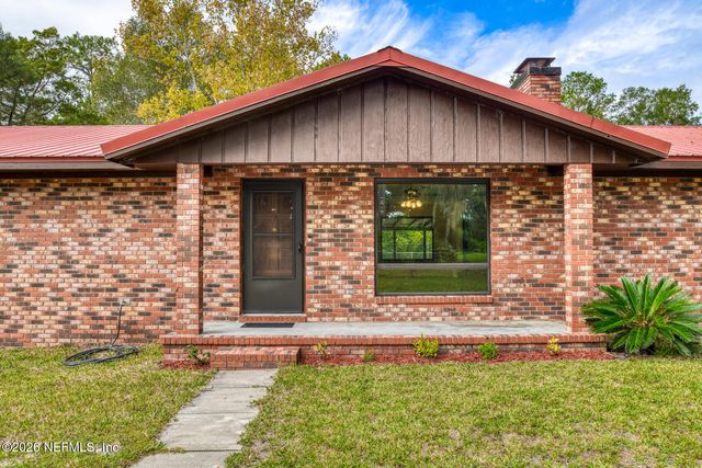 751 N HIGHWAY 17, Palatka, FL 32177
