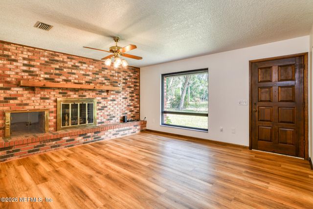 751 N HIGHWAY 17, Palatka, FL 32177