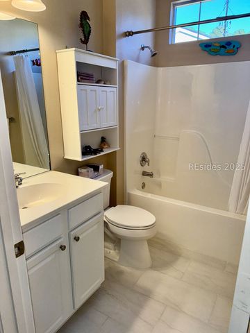 16 Sweetwater Ct, Bluffton, SC 29909