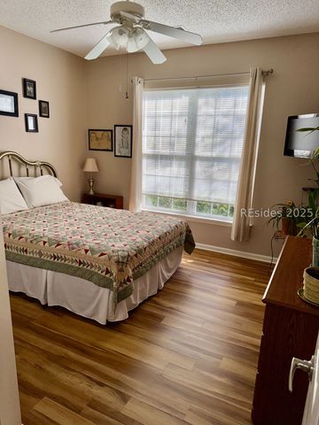 16 Sweetwater Ct, Bluffton, SC 29909