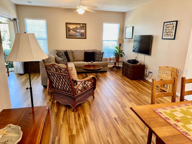 16 Sweetwater Ct, Bluffton, SC 29909