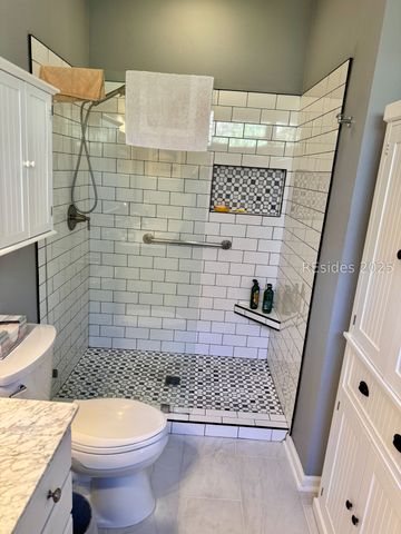 16 Sweetwater Ct, Bluffton, SC 29909