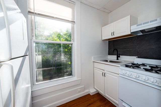 3 Church Street 5, Weymouth, MA 02189