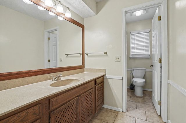 9903 E 118th Street S, Bixby, OK 74008