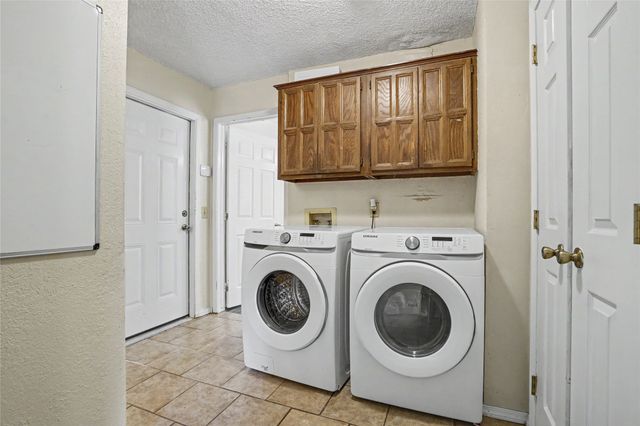 9903 E 118th Street S, Bixby, OK 74008