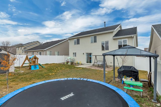 7558 S MESA MAPLE DR, West Jordan, UT 84081