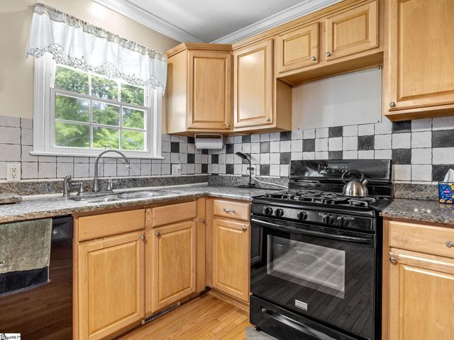 246 Holly Drive, Spartanburg, SC 29301