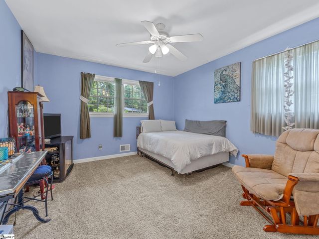 246 Holly Drive, Spartanburg, SC 29301
