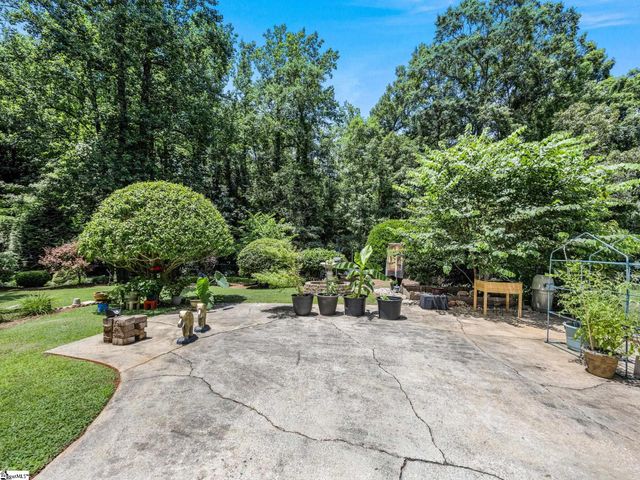 246 Holly Drive, Spartanburg, SC 29301