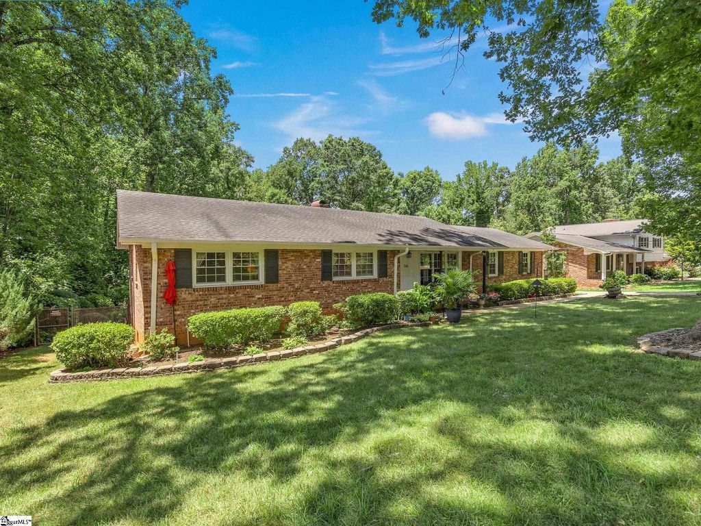 246 Holly Drive, Spartanburg, SC 29301