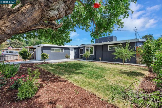 259 Los Altos Pl, American Canyon, CA 94503