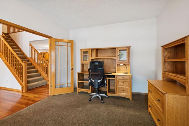 18633 Irvine Way, Lakeville, MN 55044