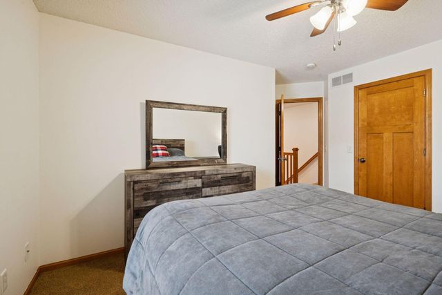 18633 Irvine Way, Lakeville, MN 55044