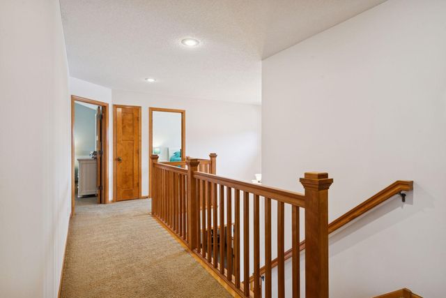 18633 Irvine Way, Lakeville, MN 55044