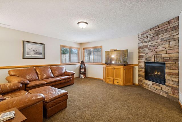 18633 Irvine Way, Lakeville, MN 55044